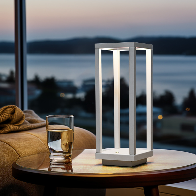 Outdoor Lighting Restaurant - LED 터치 충전식 데스크 램프 서양식