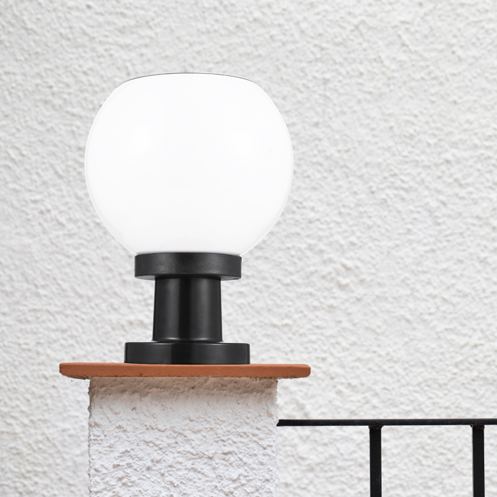 1. 태양광으로 작동하는 둥근 LED 벽걸이 조명, 흰 - Outdoor Lighting Battery Powered 리뷰 및 가격
